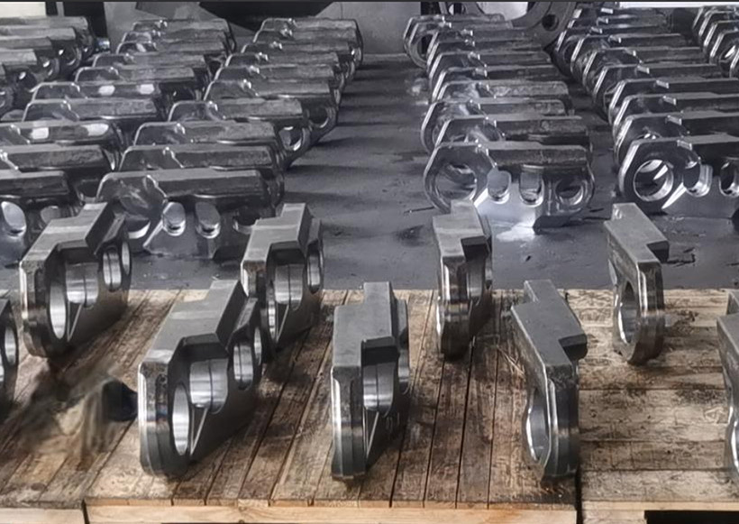 395MM Malaking Pitch Chain Track Section